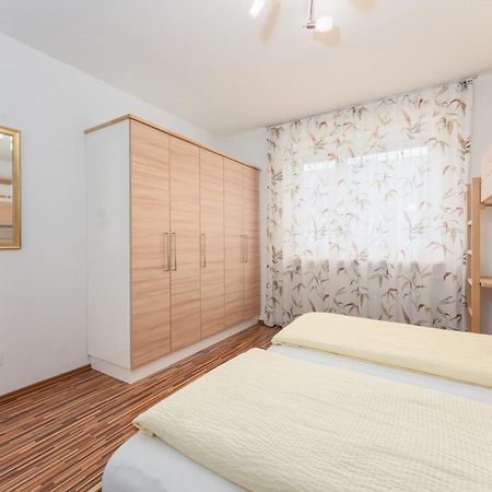 Easyapartments Leo Λιντς Εξωτερικό φωτογραφία