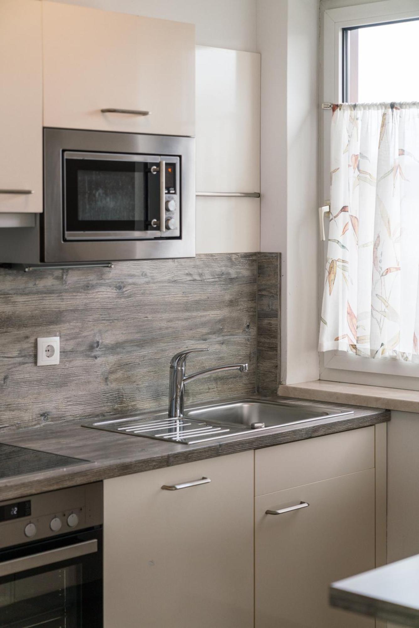 Easyapartments Leo Λιντς Εξωτερικό φωτογραφία