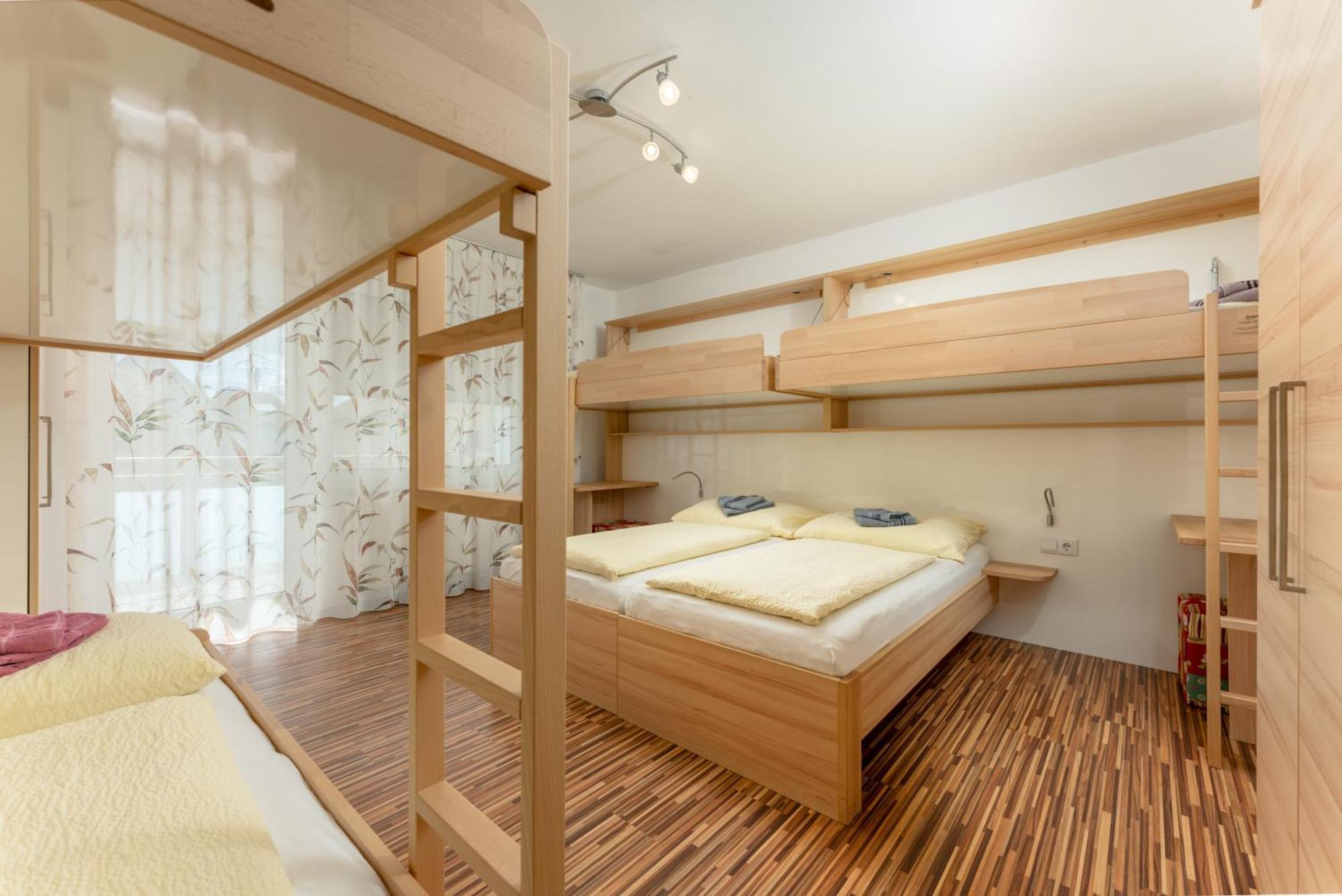 Easyapartments Leo Λιντς Εξωτερικό φωτογραφία
