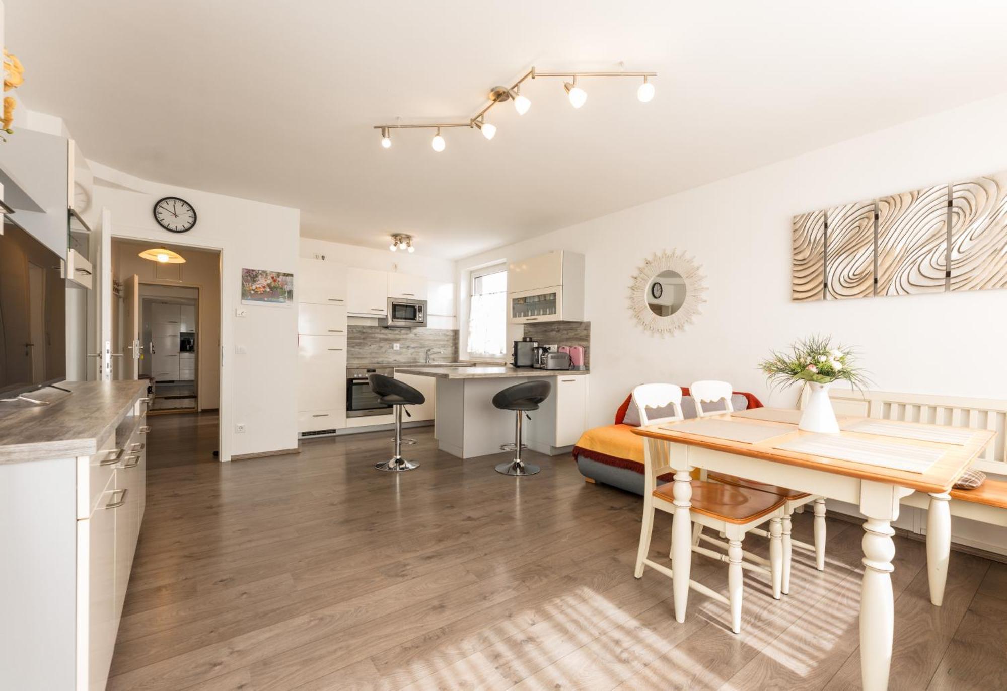Easyapartments Leo Λιντς Εξωτερικό φωτογραφία