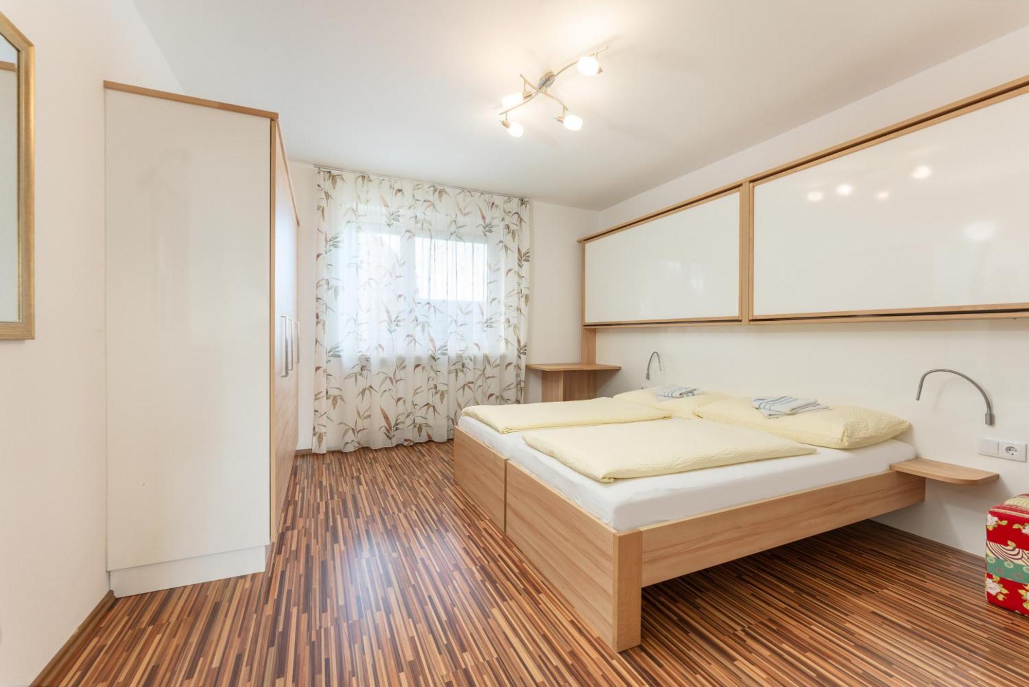 Easyapartments Leo Λιντς Εξωτερικό φωτογραφία