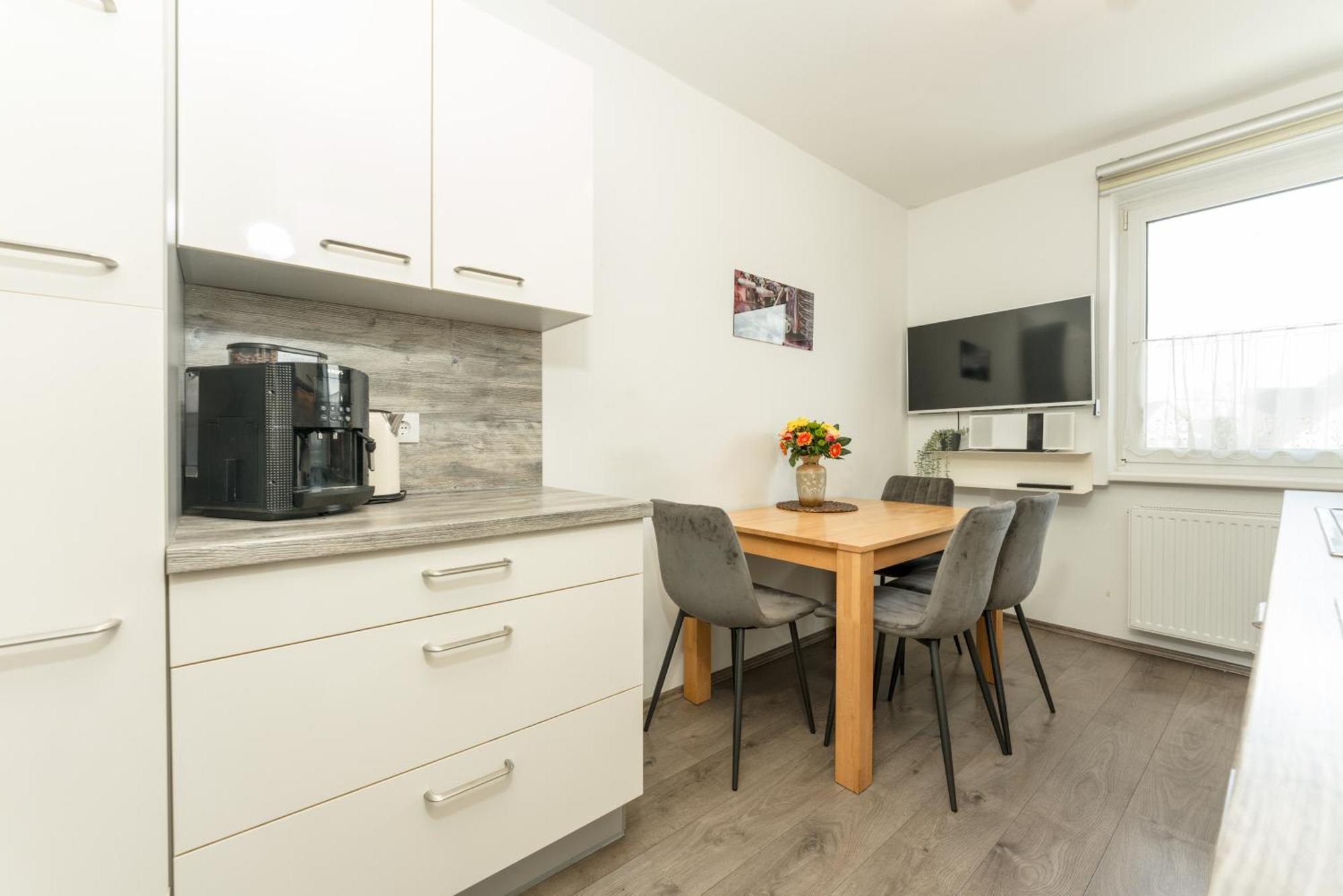 Easyapartments Leo Λιντς Εξωτερικό φωτογραφία